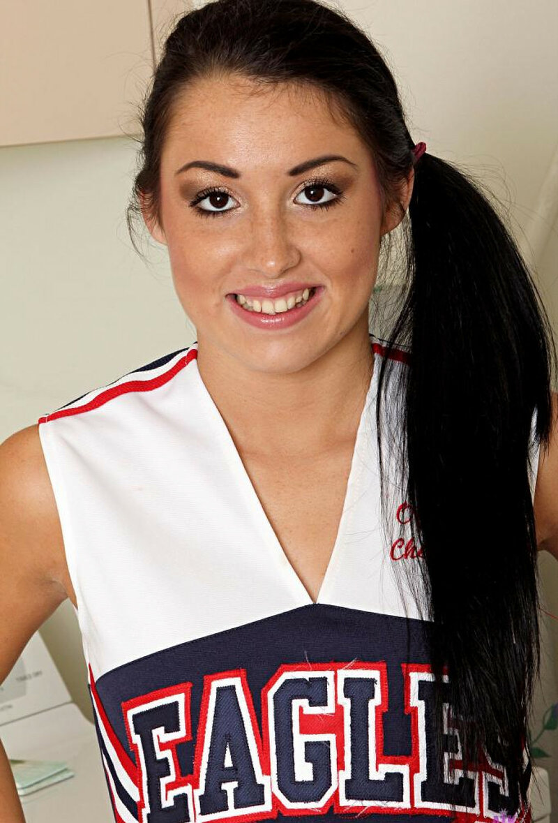 Инусяша, 18 лет, 3 размер груди